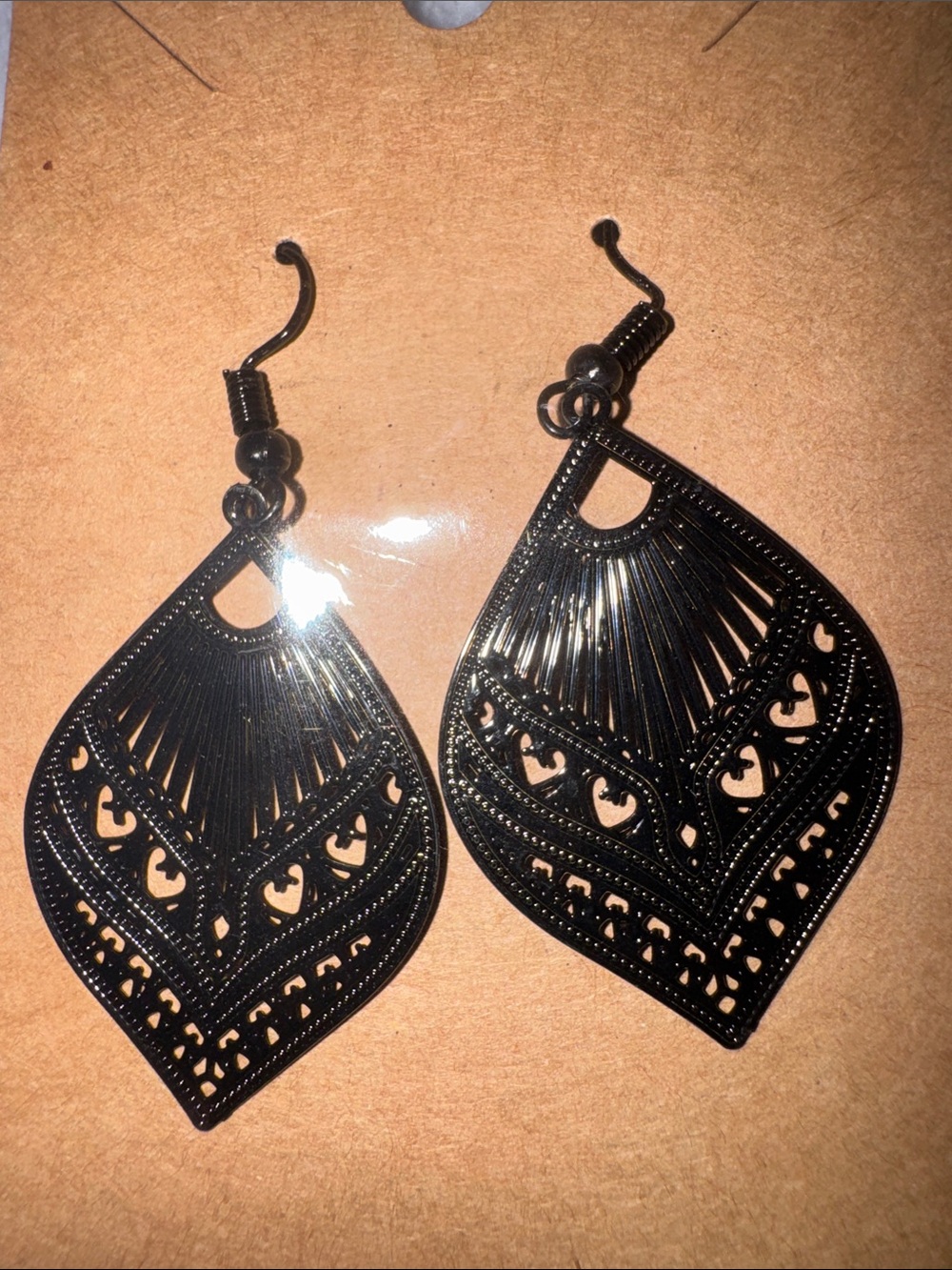 Black Filigree Heart Cutout Teardrop Earrings - Women Jewelry